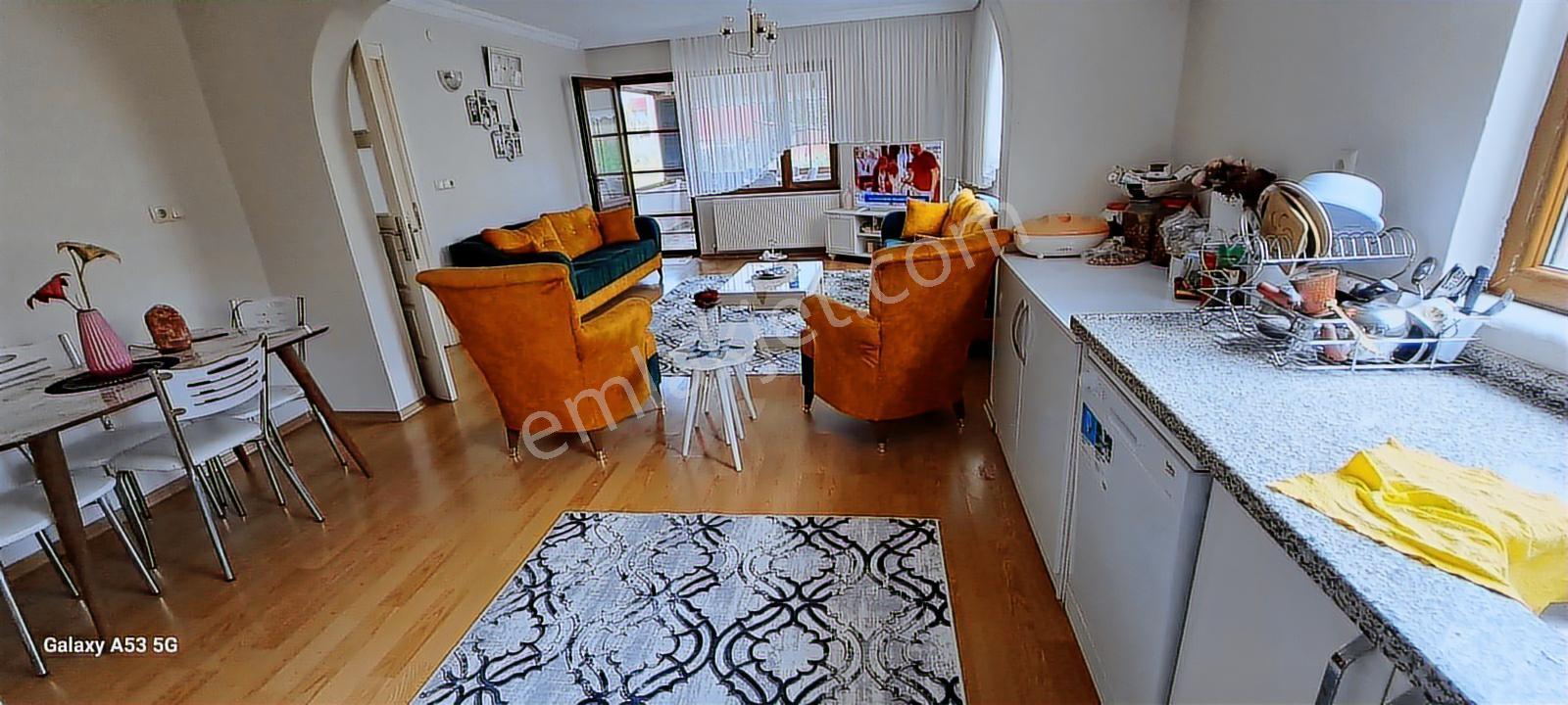 Karapürçek'te 945 M2 Arsa İçinde Satılık 2 Katlı Müstakil Ev - Görsel 20