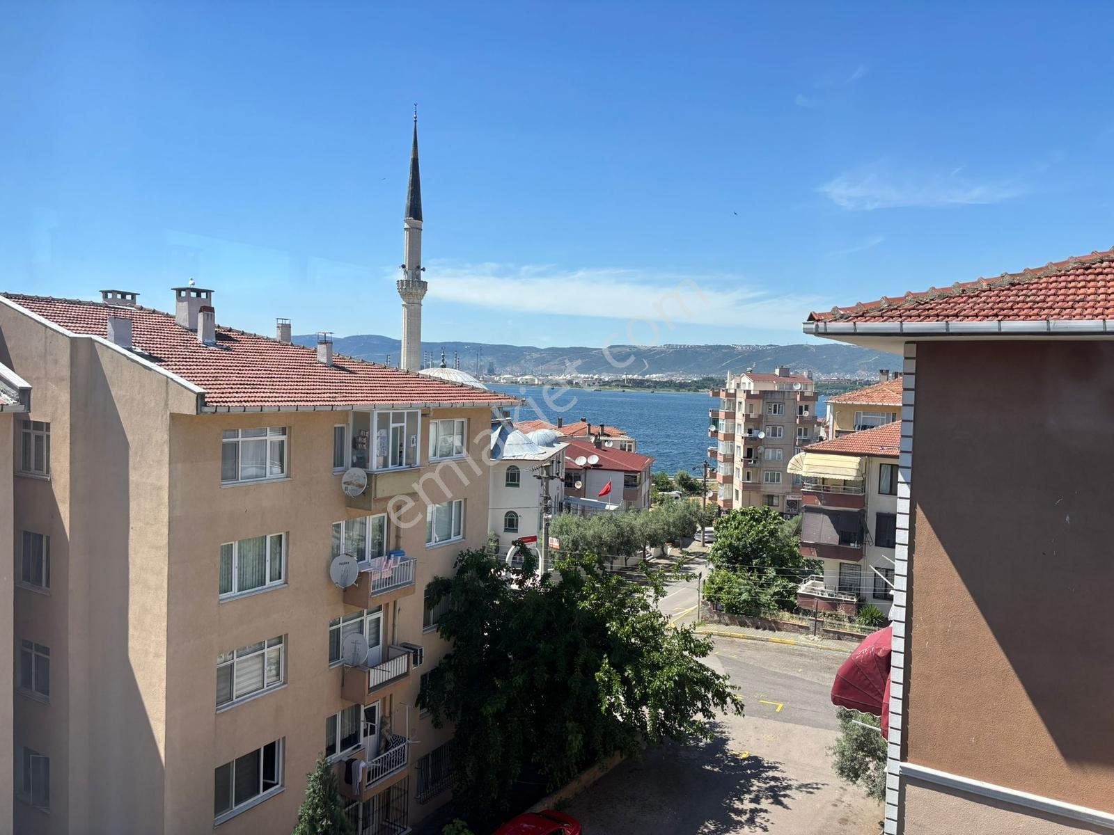 Değirmendere Deniz Manzaralı 3+1 Satılık Daire - Görsel 2