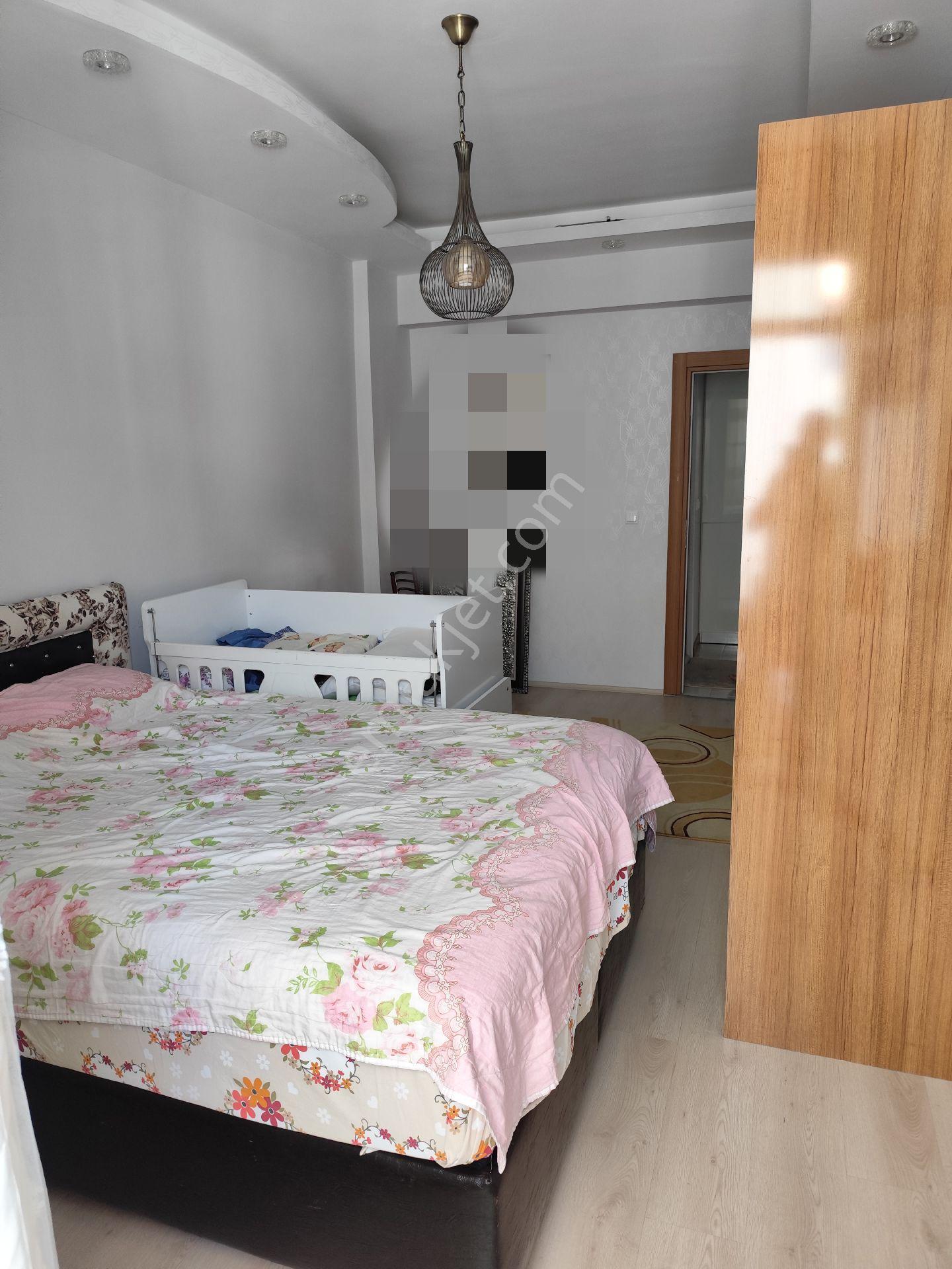 Sahibinden Merkezi Konumda Yeni Köy Garaji Civarinda Lüks Full Yapılı 4+1 Daire - Görsel 10
