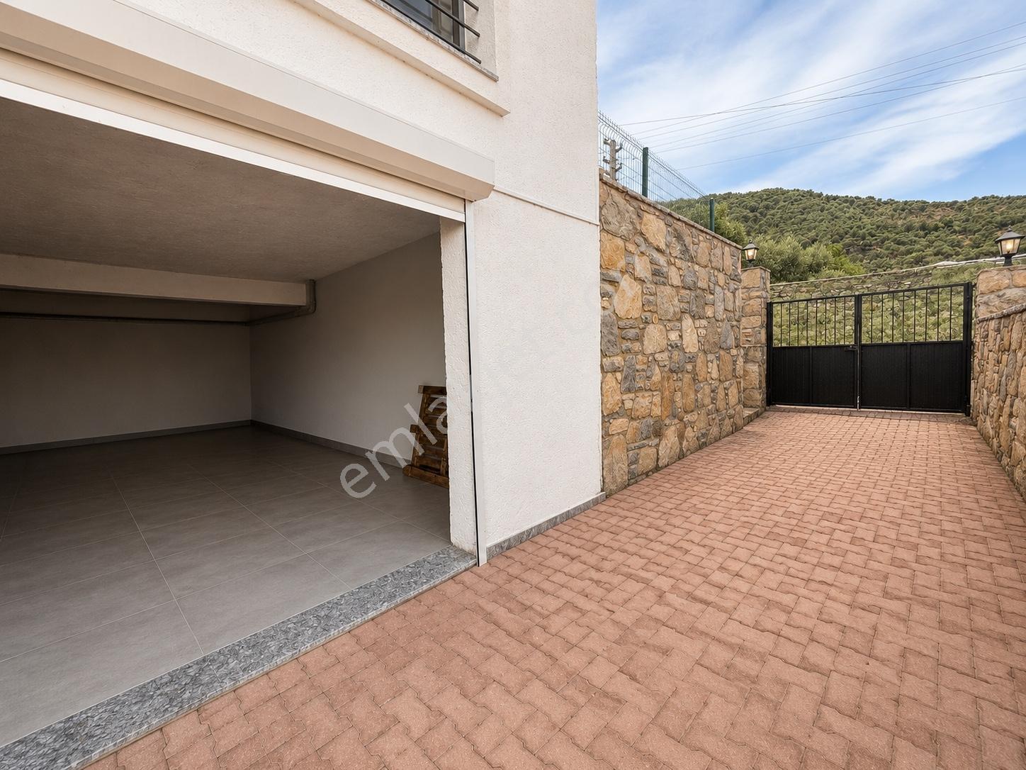 Bodrum Havalimanı Yakını Satılık Sıfır 3+1 Bahçeli Modern Köyevi - Görsel 12