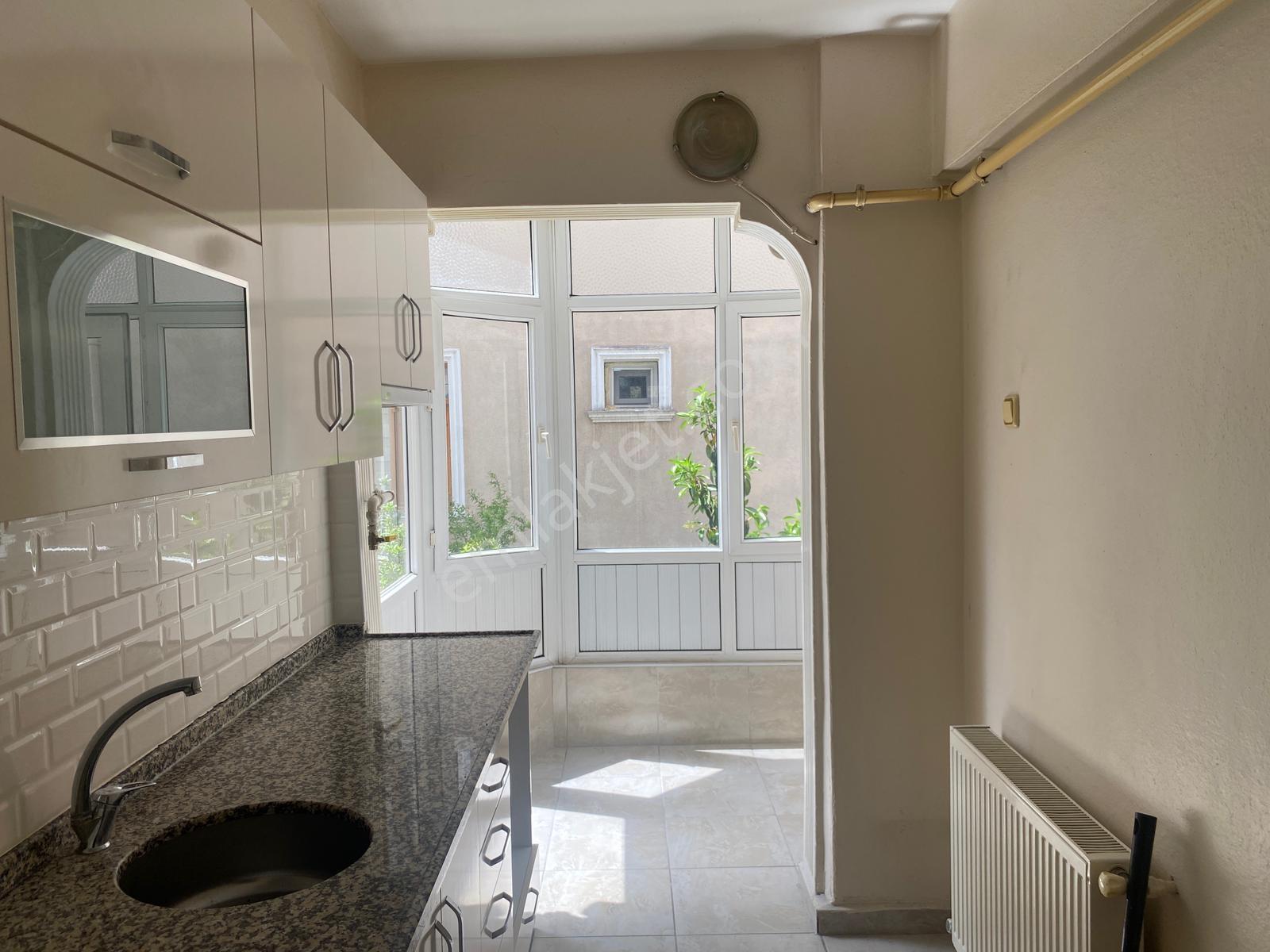 İznik Yolunda Kiralık Arakat 3+1 Daire - Görsel 18