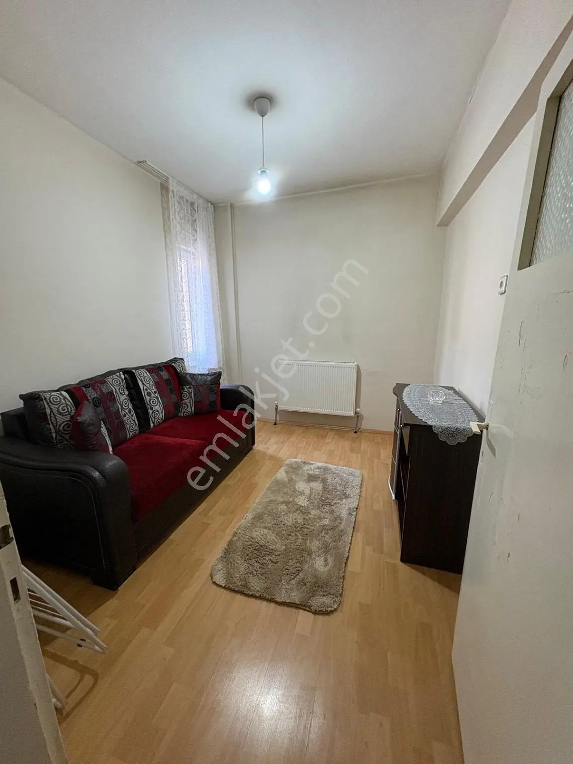 Mes Emlak'tan Merkezde 2+1 Eşyalı Kiralık Daire