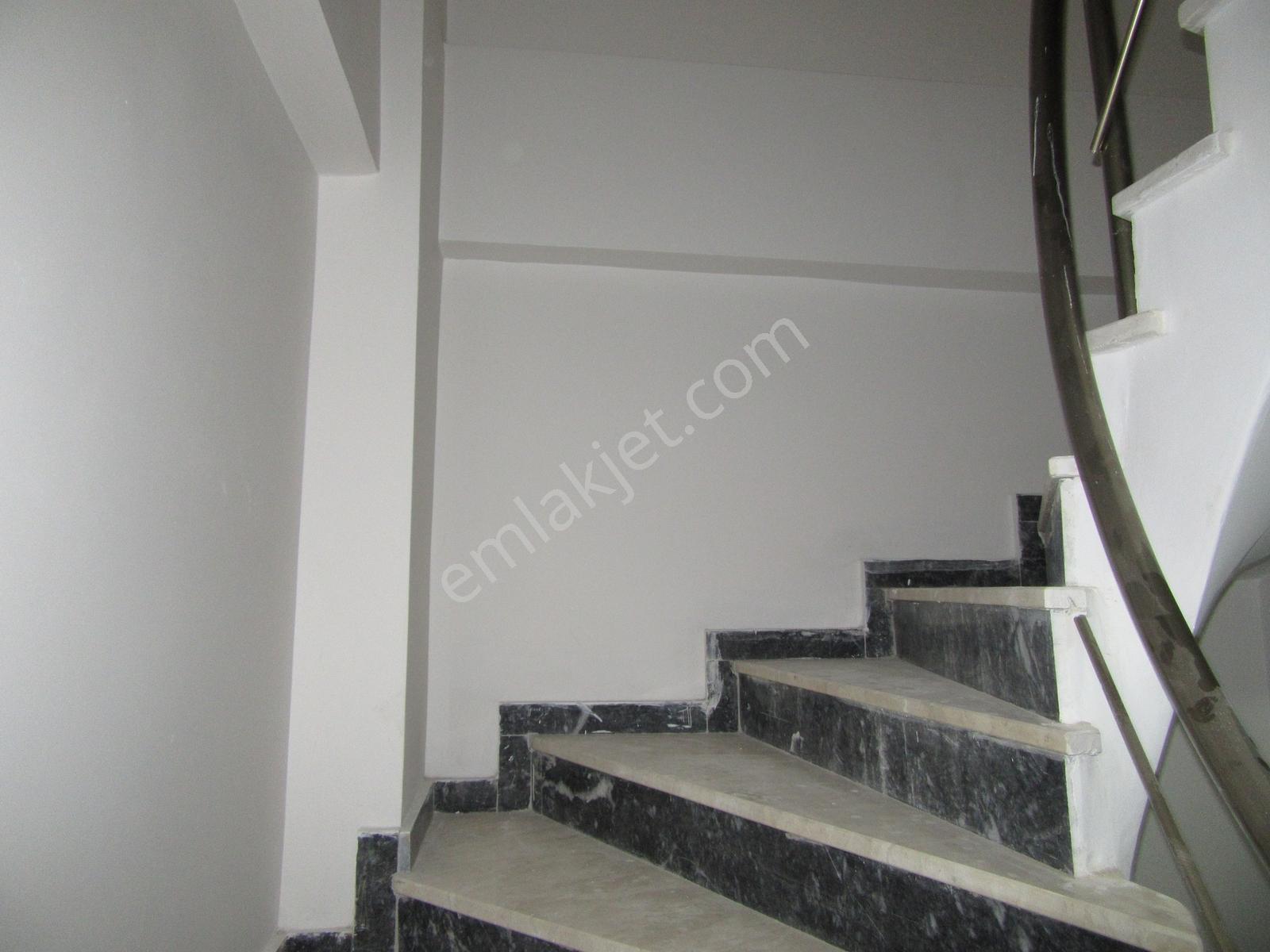 Çeliktepe Mahallesinde 2+2 77m2 Satılık Sıfır Dubleks Daire - Görsel 31