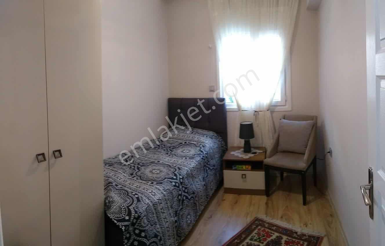 Kuşadası Kadınlar Denizin'de Site İçersinde Full Eşyalı Satılık - Görsel 6
