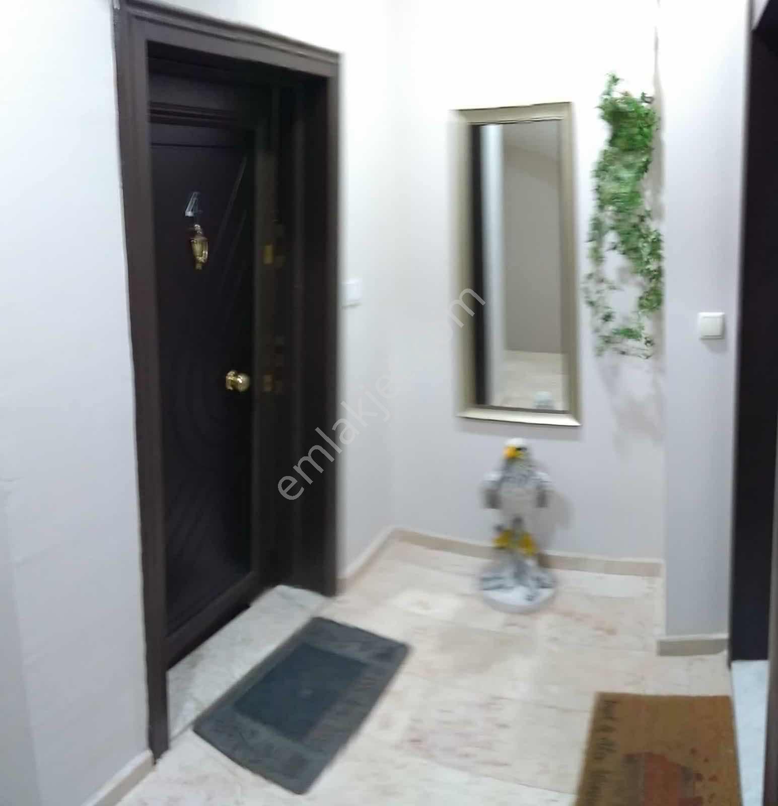 Kuşadası Kadınlar Denizin'de Site İçersinde Full Eşyalı Satılık - Görsel 12