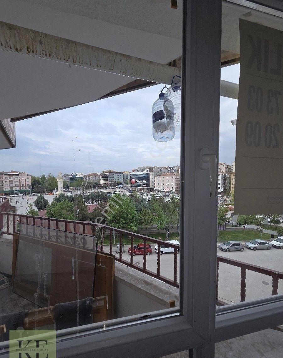 Ankara Sincan Atatürkte Geniş Metrekare Asansörlü Açık Cepheli Mükemmel Lokasyonlu Kiralık İşyeri - Görsel 13