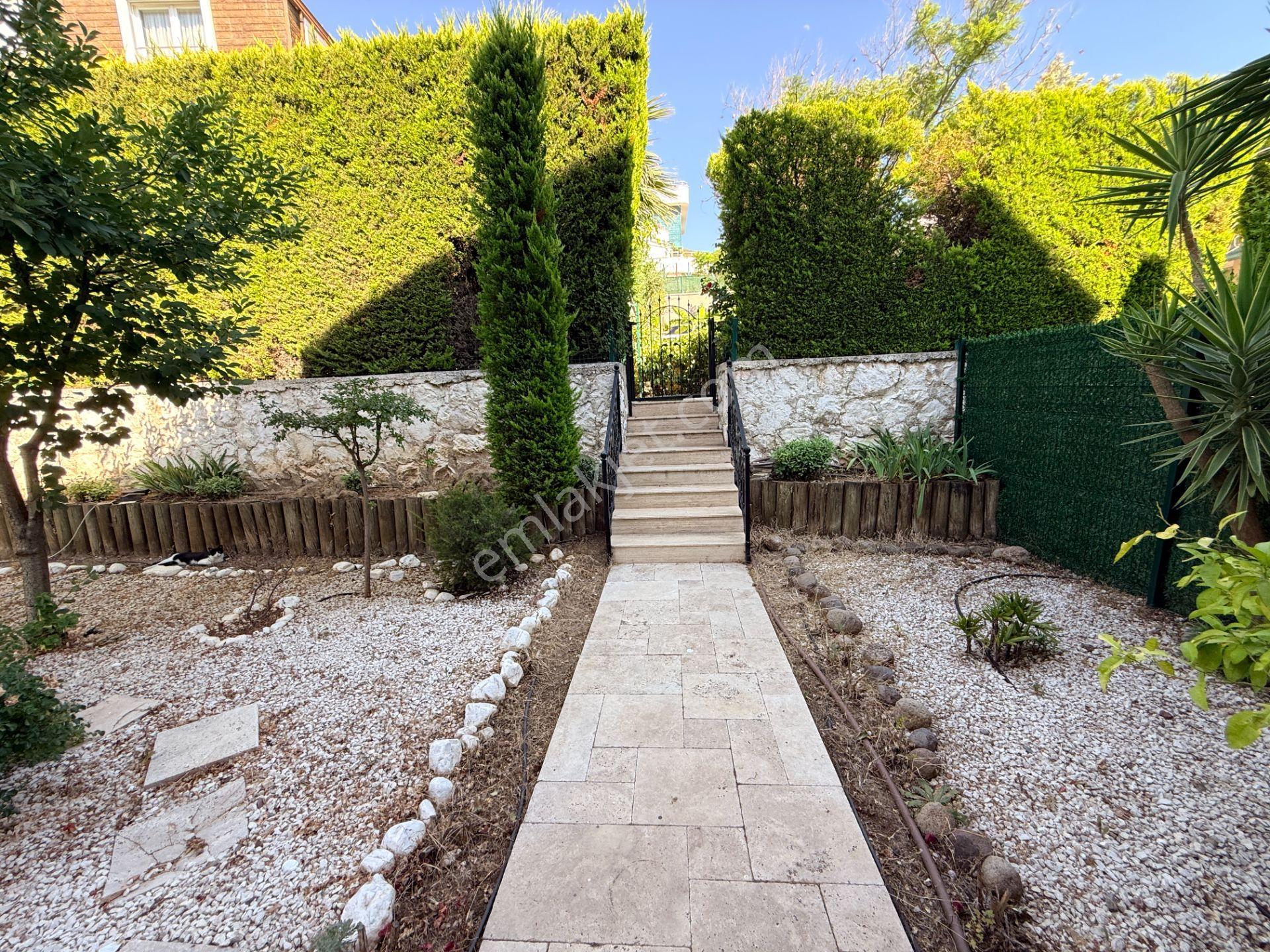 Güzelbahçe Yelki'de, Site İçinde Lüks 4+2 Fourplex - Görsel 32