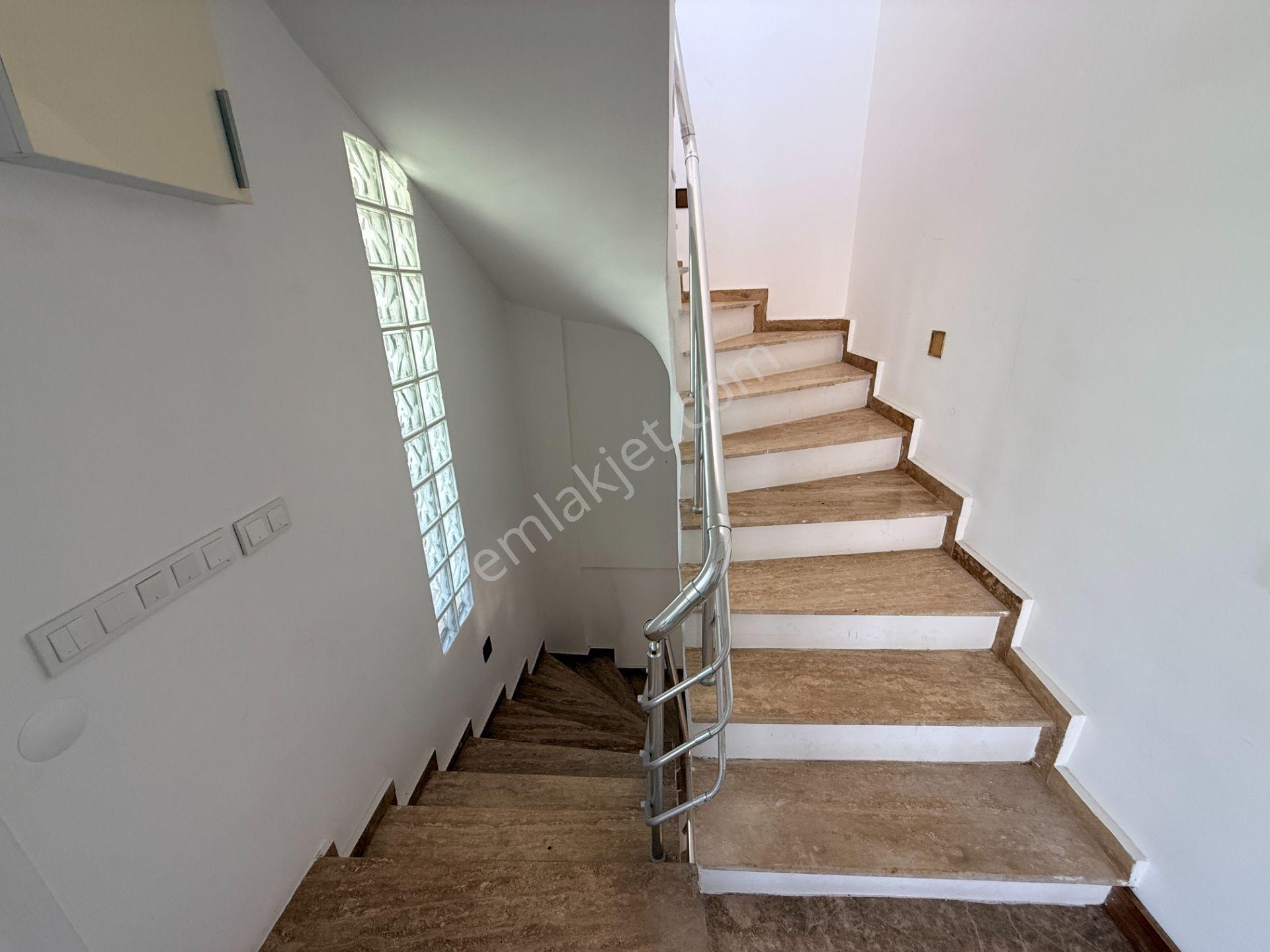 Güzelbahçe Yelki'de, Site İçinde Lüks 4+2 Fourplex - Görsel 23