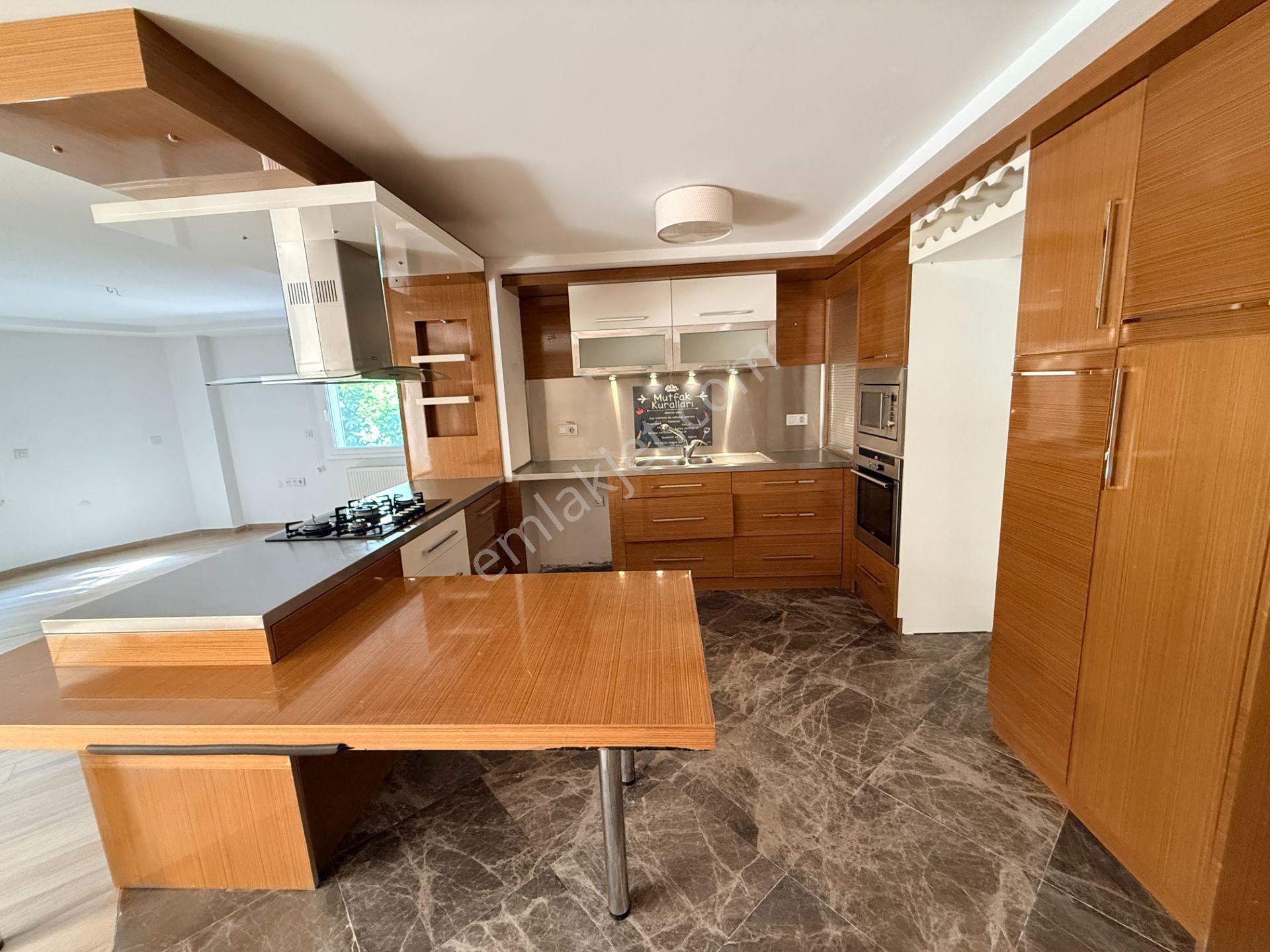 Güzelbahçe Yelki'de, Site İçinde Lüks 4+2 Fourplex - Görsel 10