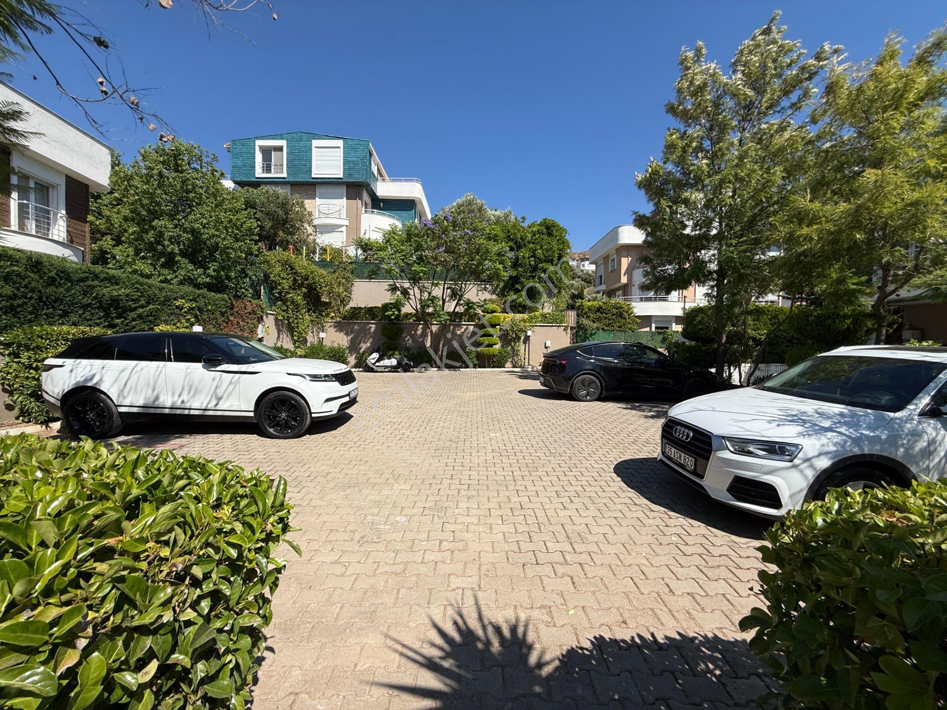 Güzelbahçe Yelki'de, Site İçinde Lüks 4+2 Fourplex - Görsel 35