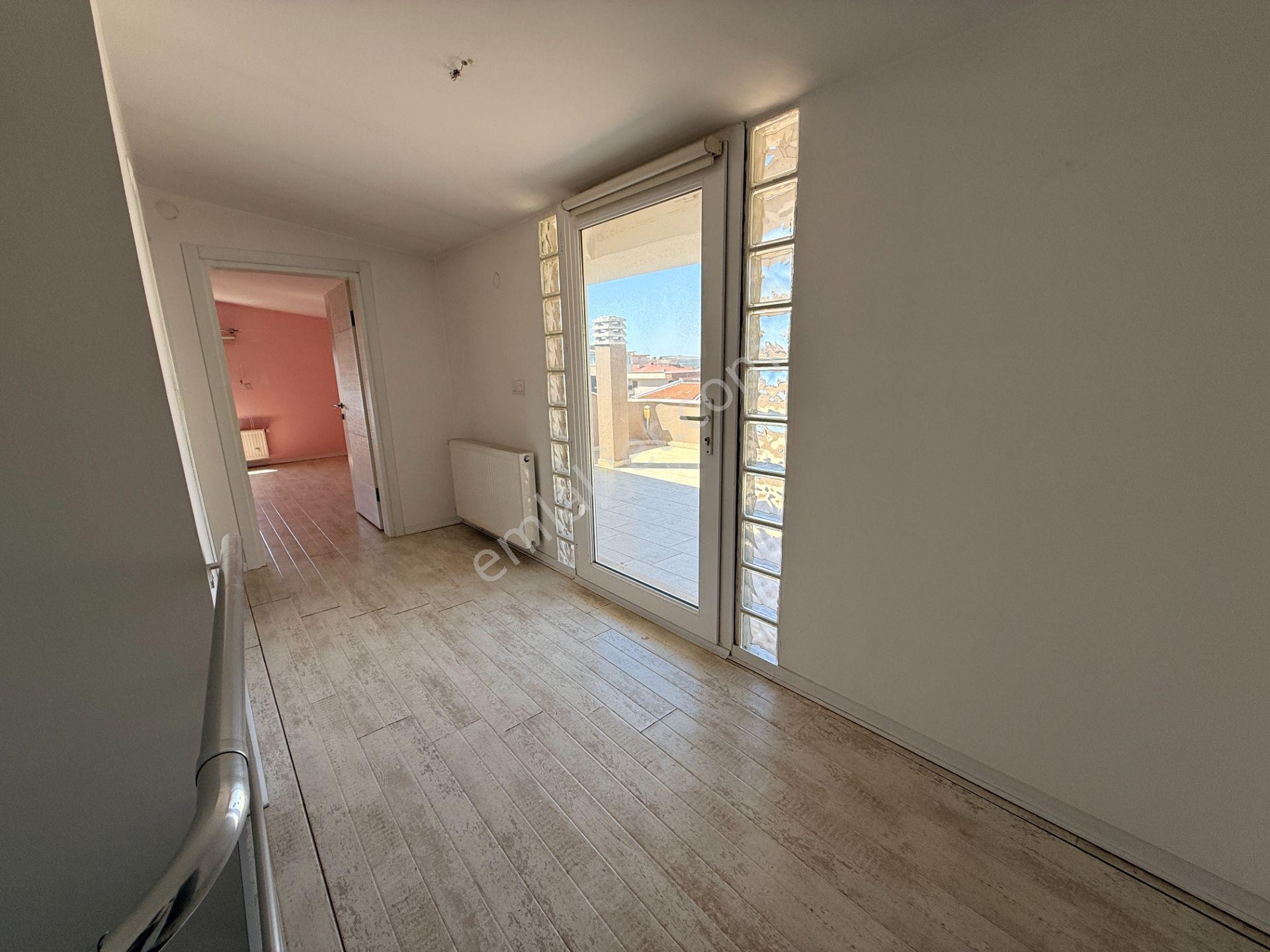 Güzelbahçe Yelki'de, Site İçinde Lüks 4+2 Fourplex - Görsel 28
