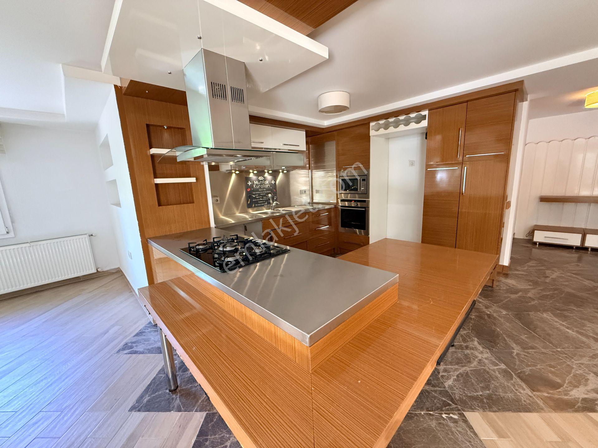 Güzelbahçe Yelki'de, Site İçinde Lüks 4+2 Fourplex - Görsel 11