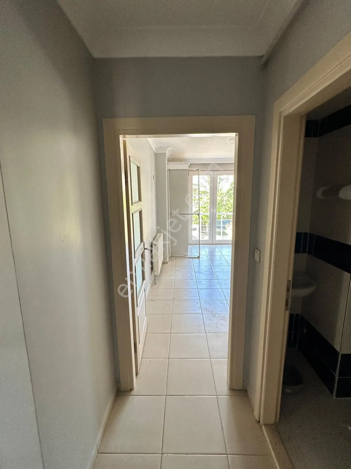 Mir'den Balıkesir Bahçelievler Öğretmenev Yanı 3+1 Kiralık Daire - Görsel 2