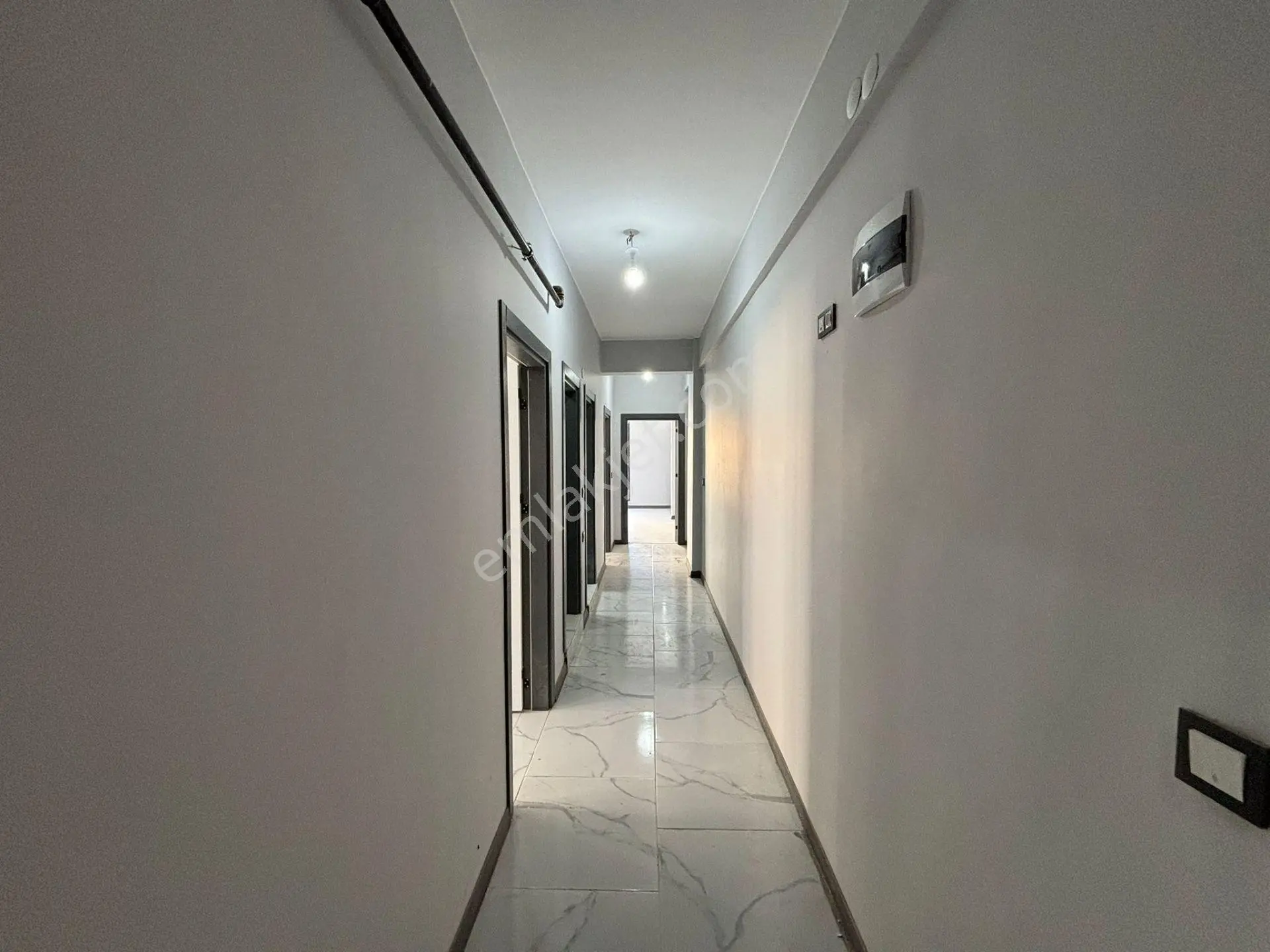 *eryıldız İnşaat'tan*tepe Bölgesinde K.otoparklı İskanlı Lüx 2+1 - Görsel 27