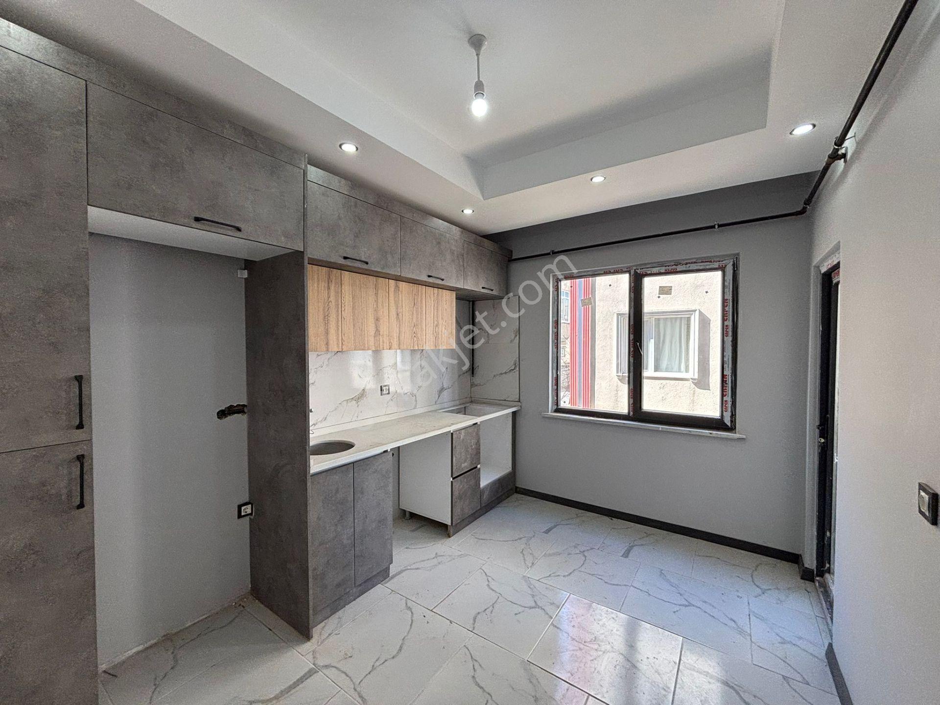 *eryıldız İnşaat'tan*tepe Bölgesinde K.otoparklı İskanlı Lüx 2+1 - Görsel 16