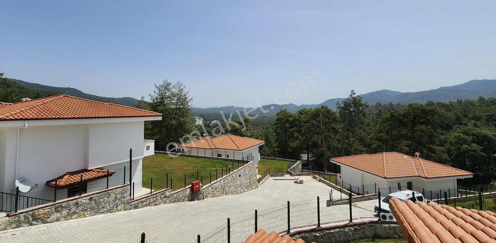 Marmaris Çetibelinde Tam Müstakil 4+1 Muhteşem Villa - Görsel 14