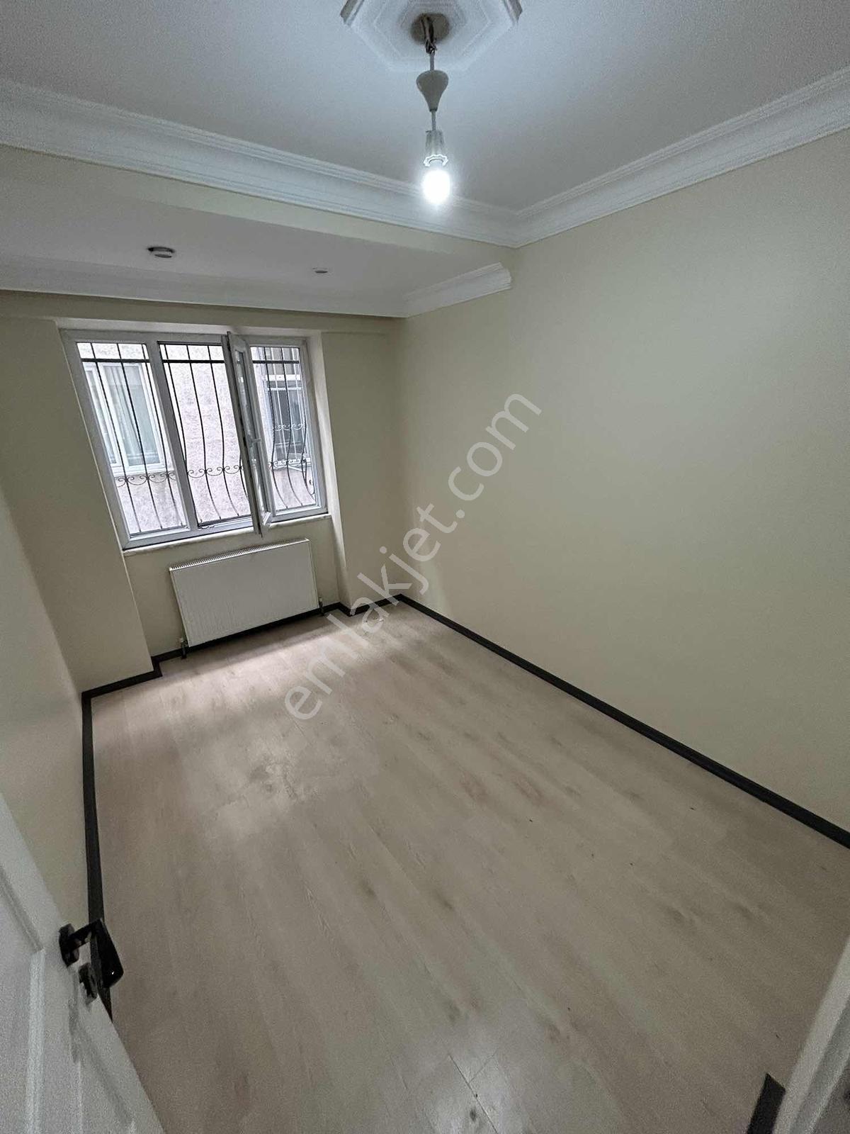 Cebeci Mah'de 2+1 90m2 Merkezi Konumda Fırsat Yüksek Giriş Daire - Görsel 27