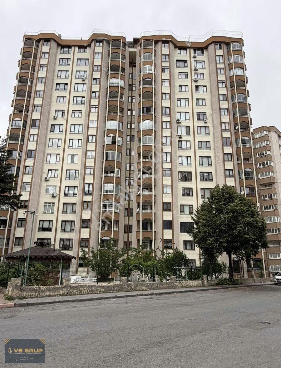 Alpaslan Mahallesinde Satılık 4+1 Daire