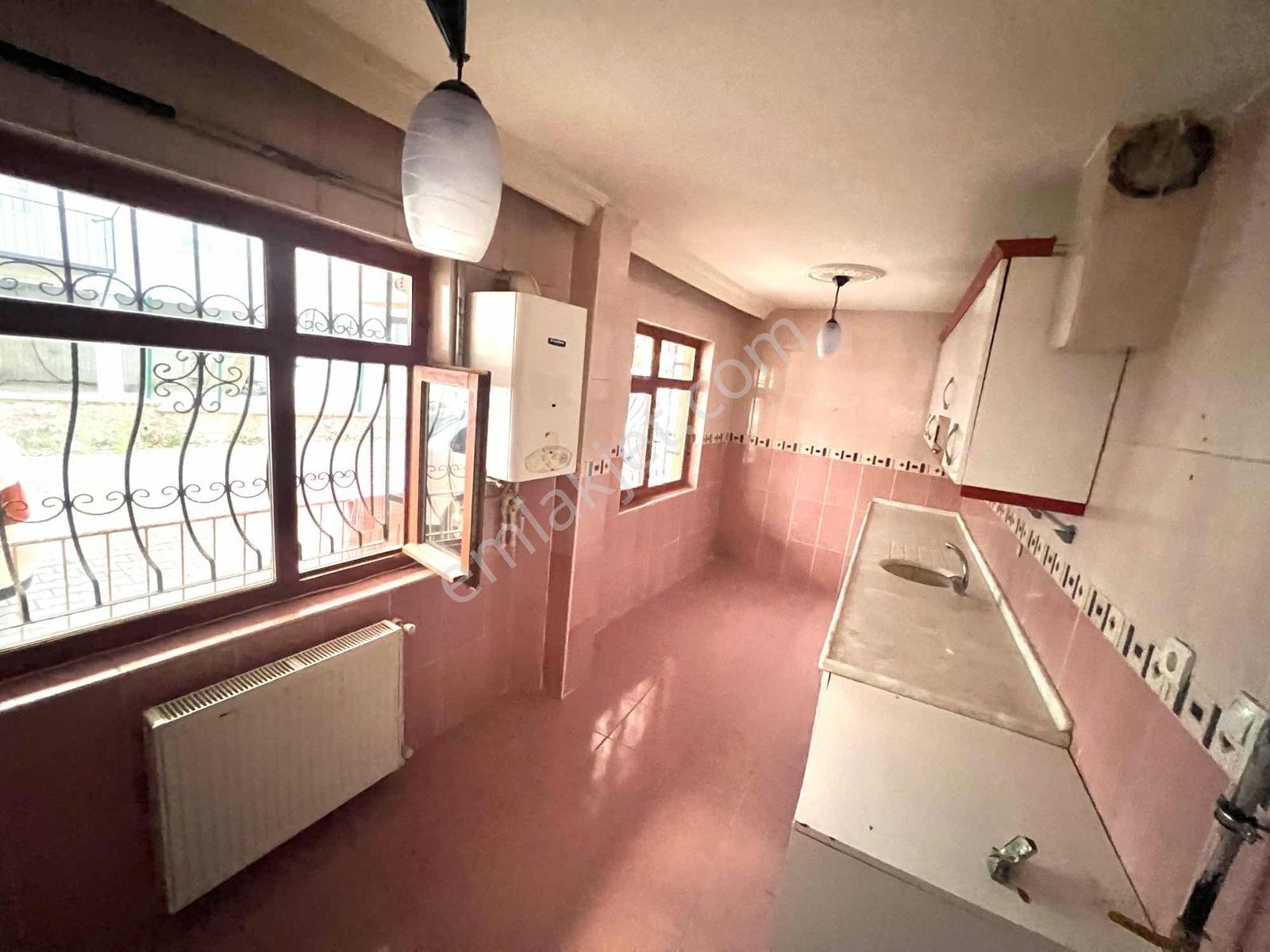Ufuktepe Cadde Önü Yapılı Yüksek Giriş Kiralık - Görsel 4