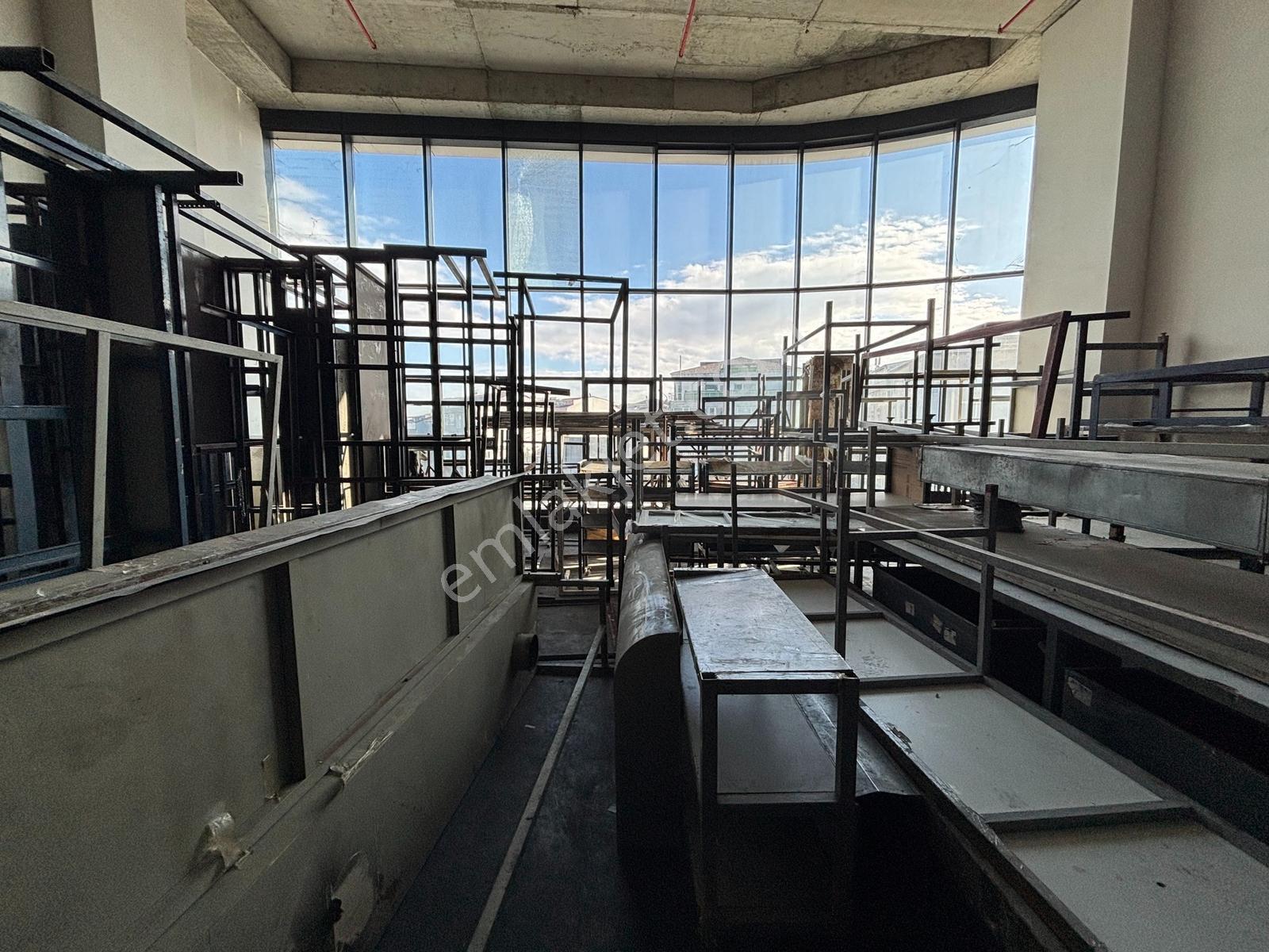 Aktim 2 İş Merkezinde Kiralık Boş 320 M2 İmalathane - Görsel 12