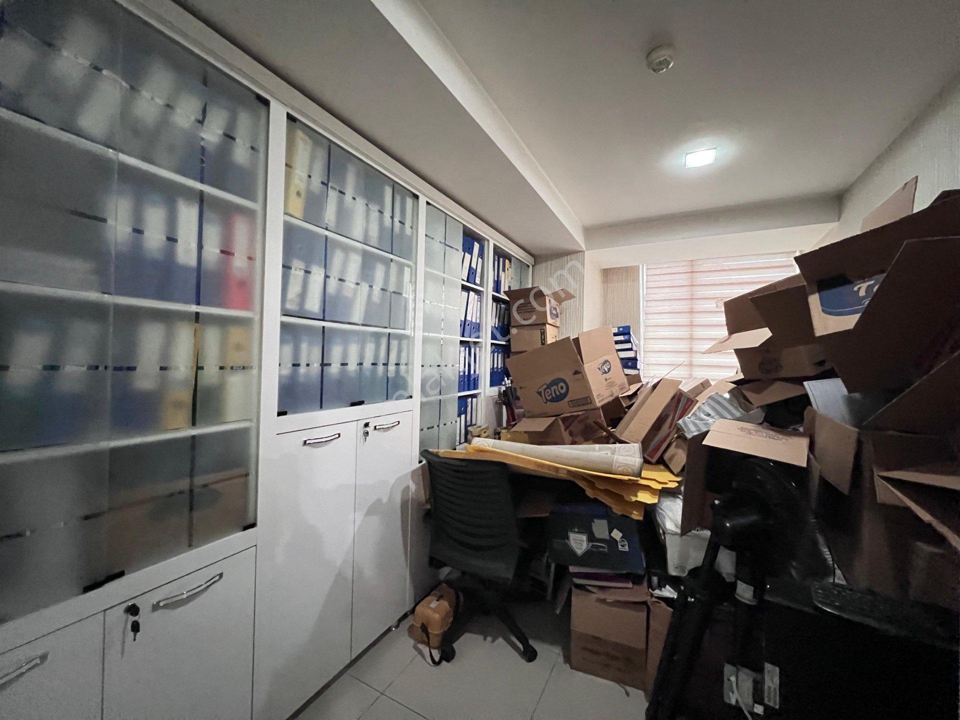 Dağkapı Oryıl My Office'te Satılık 6+2 Büro - Görsel 25