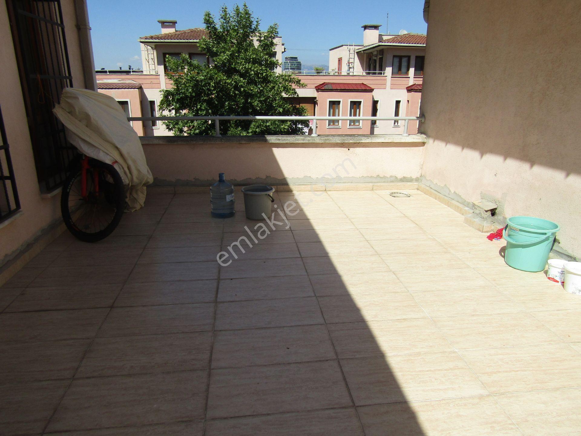 Doğanbey Kısakatlarda 3+1 140m2 3.kat Kombili Balkonlu Kiralık Daire 33bintl - Görsel 34