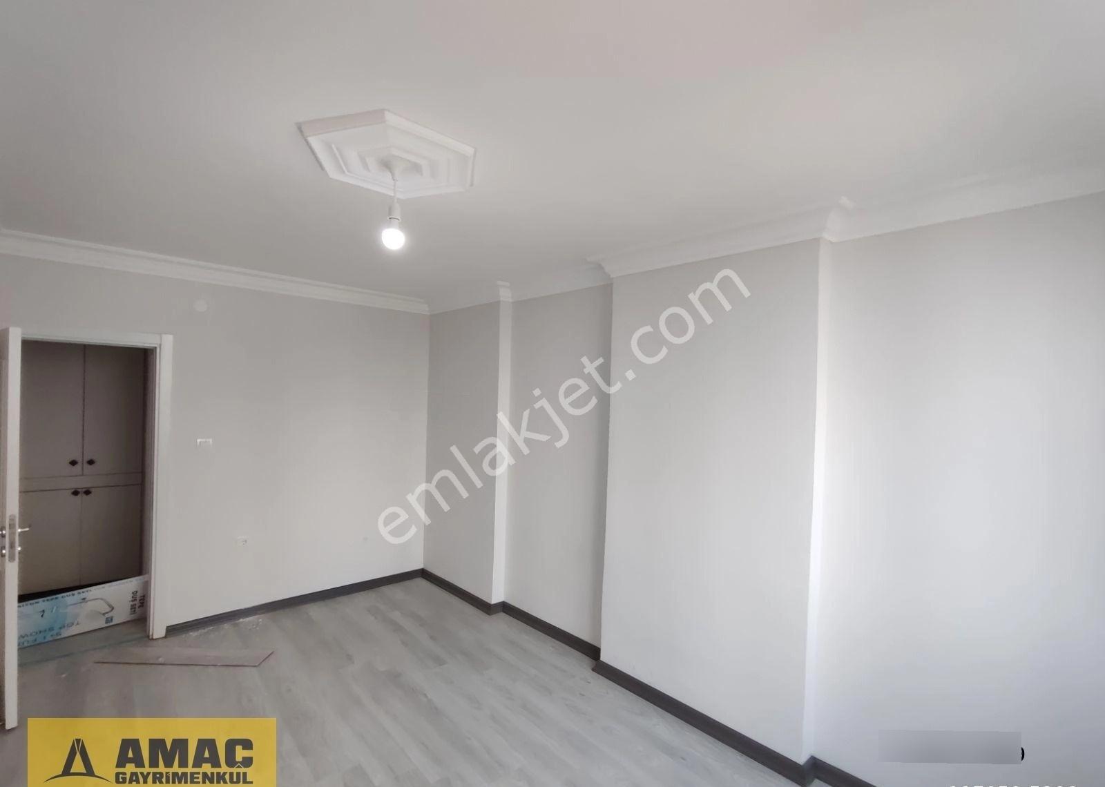 Amaç'tan Kenan Evren Semt Pazarı Yanı Az Katlı İçi Yapılı 3+1 - Görsel 29