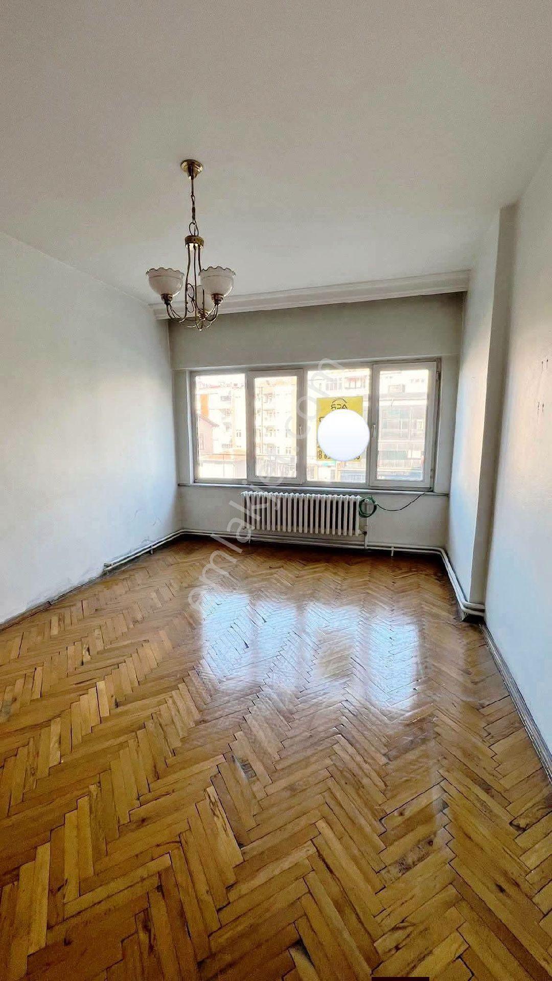Samsun İlkadım Kadıköy Mahallesi'nde Bulvara Cephe Asansörlü 3+1 Kiralık Daire - Görsel 7