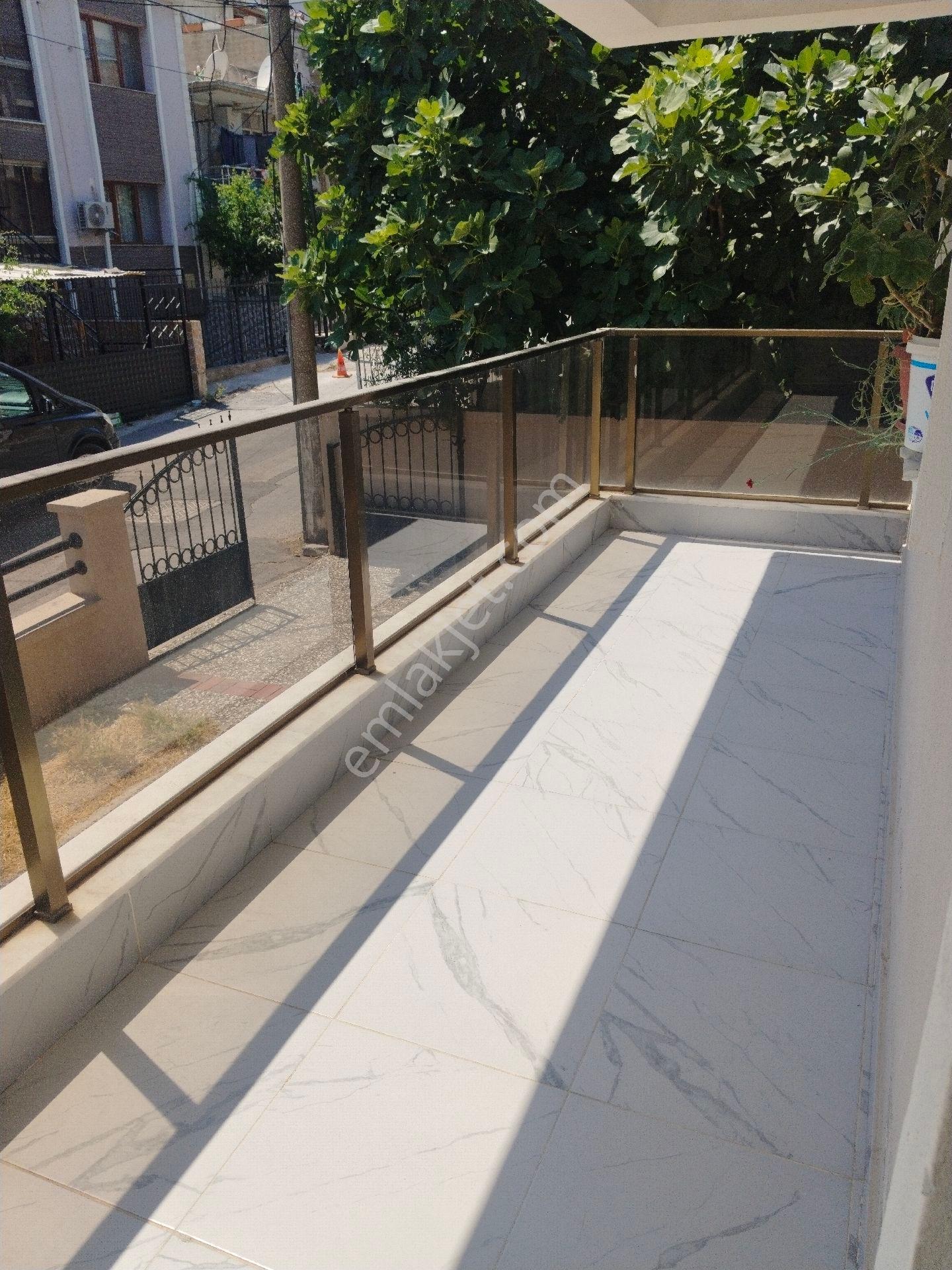 Buca Şirinkapı Mahallesi'nde Doğalgazlı, Balkonlu, Geniş 2+1 Kiralık Daire - Görsel 14