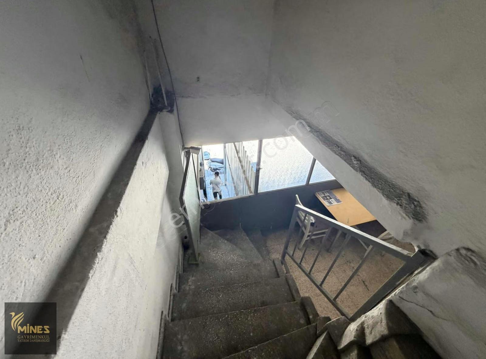 Kemalpaşa Sanayi'de Satılık 240 M² Dükkan - Görsel 30