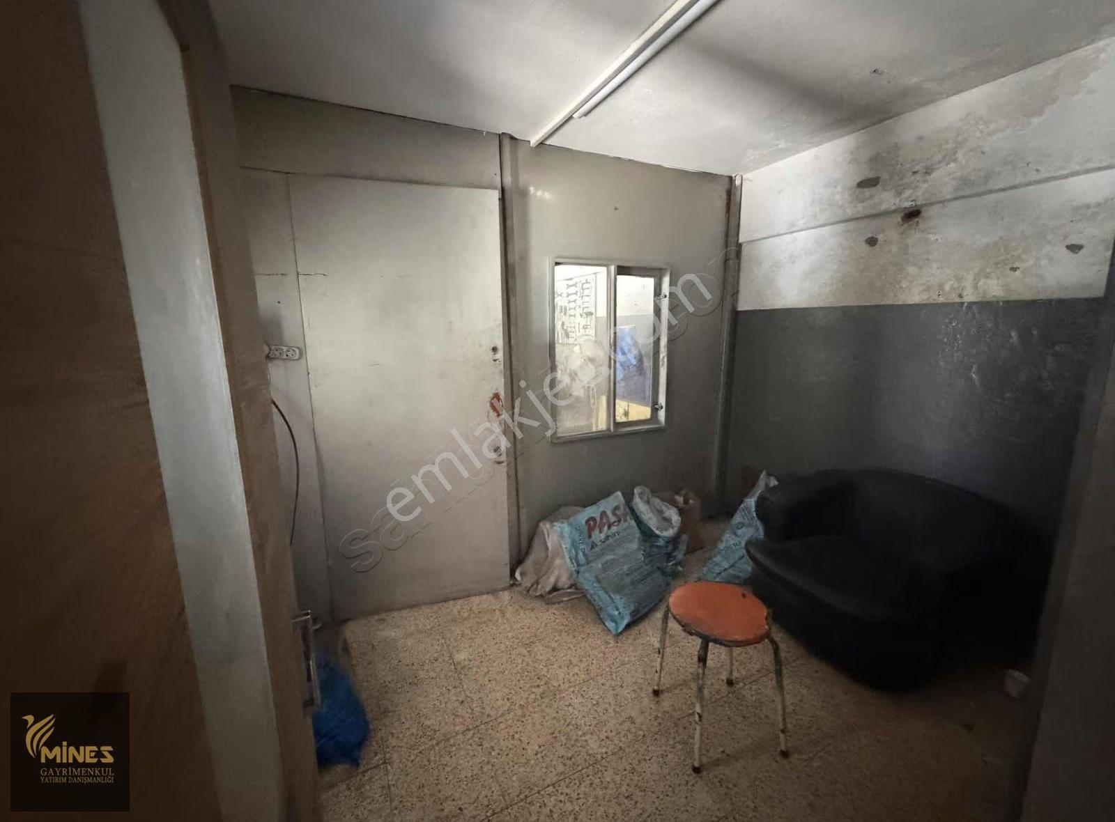 Kemalpaşa Sanayi'de Satılık 240 M² Dükkan - Görsel 13
