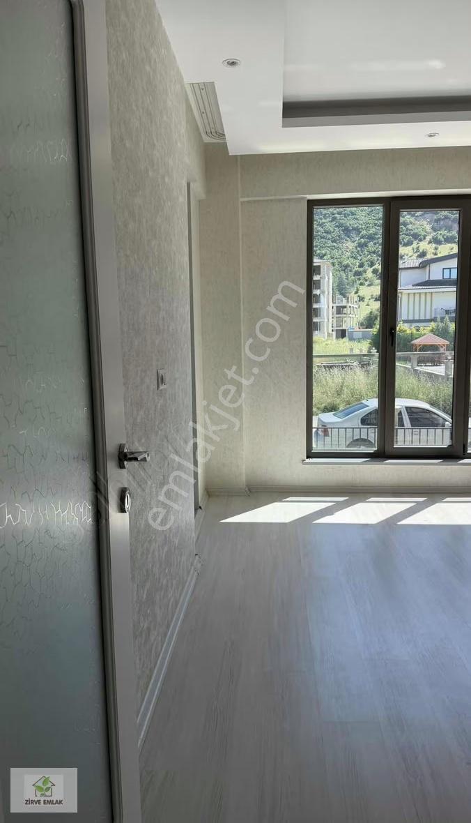 Zirve Emlak Satıyorr Yarenler 4+1 190m2 Garajlı Ultra Lüx Daire - Görsel 4