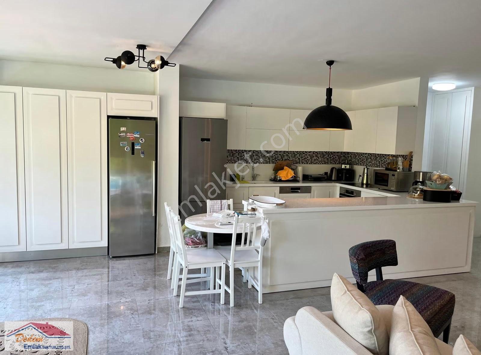 Türkbükü İzoleli Müstakil Geniş Bahçe Havuzlu Villa Satılık - Görsel 25