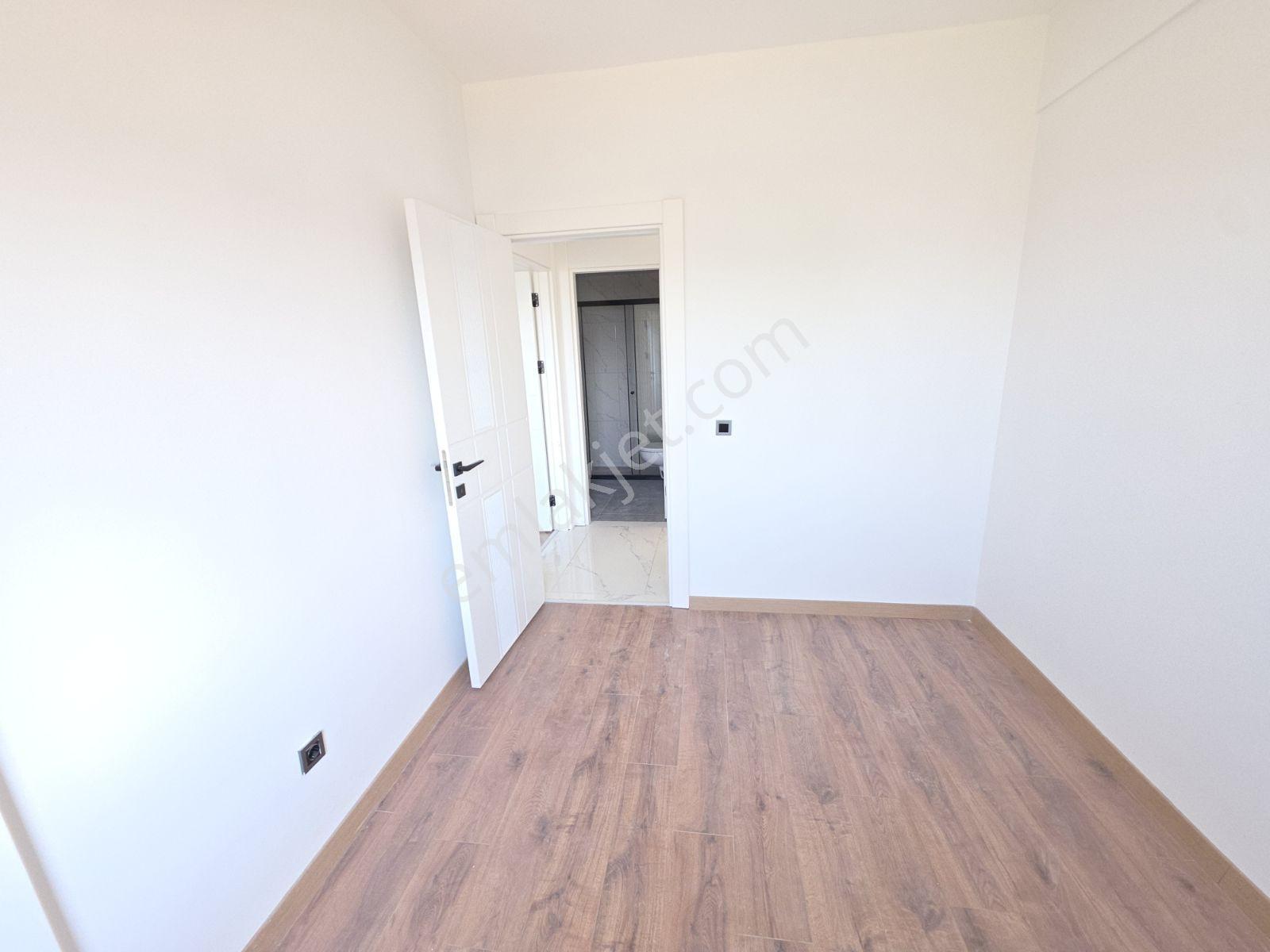 Lüks Sitede 2+1 / Ara Kat / Yeniköy - Görsel 19