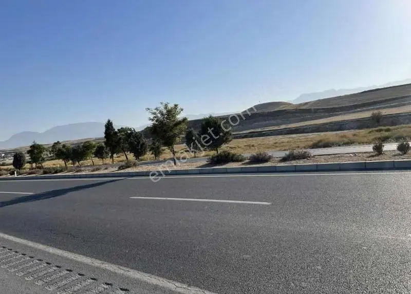 Çevre Yoluna Sıfır 6000 M2 Satılık Sanayi Arsası