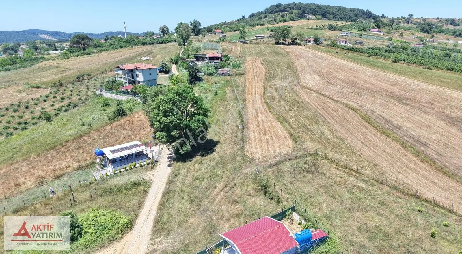 Duraçalı'da Yerleşim Kenarı 1278 M2 Elektrik Ve Su Başında - Görsel 4