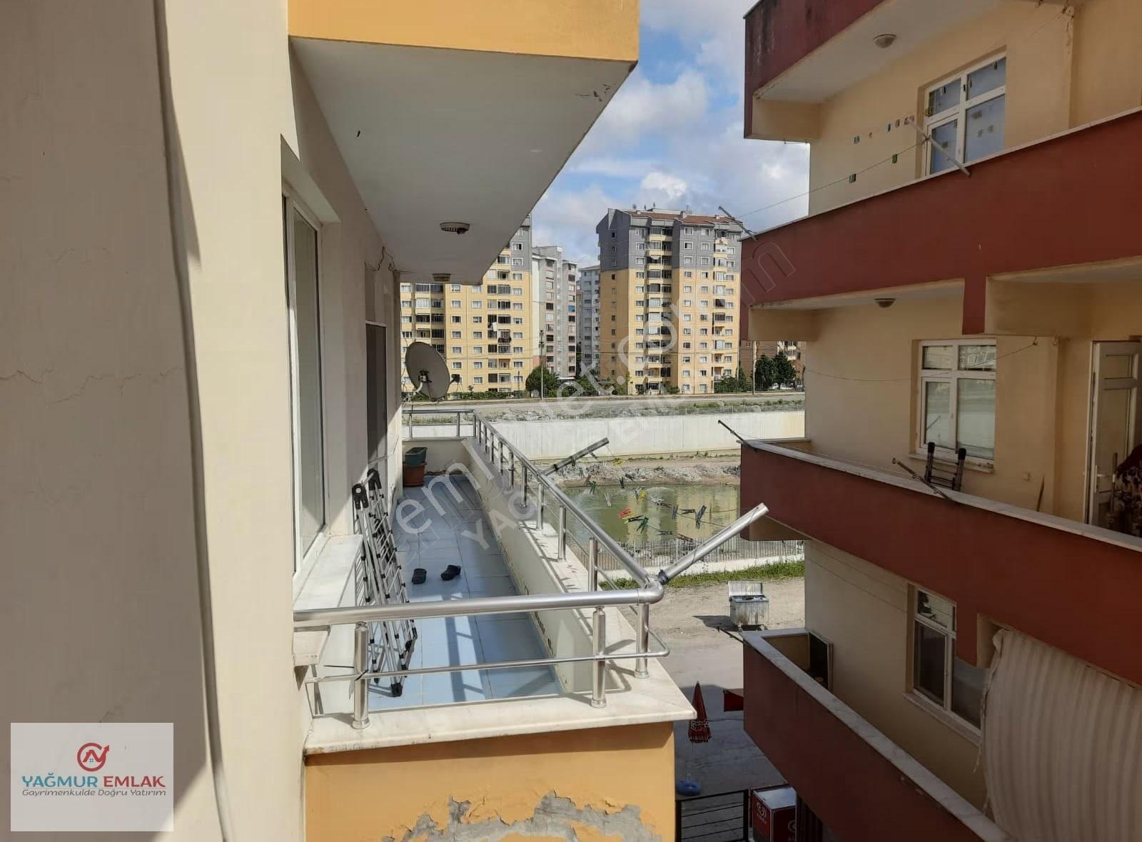 Şehrin Merkezi Derebahçede 3+1 Kiralık Daire - Görsel 3