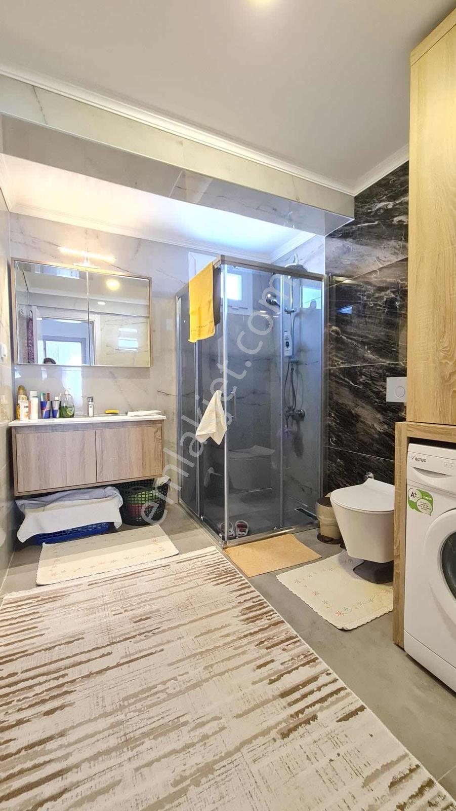 Davutlar Sahili'nde Denize 150 Metre 4+1 Bakımlı Yazlık - Görsel 15