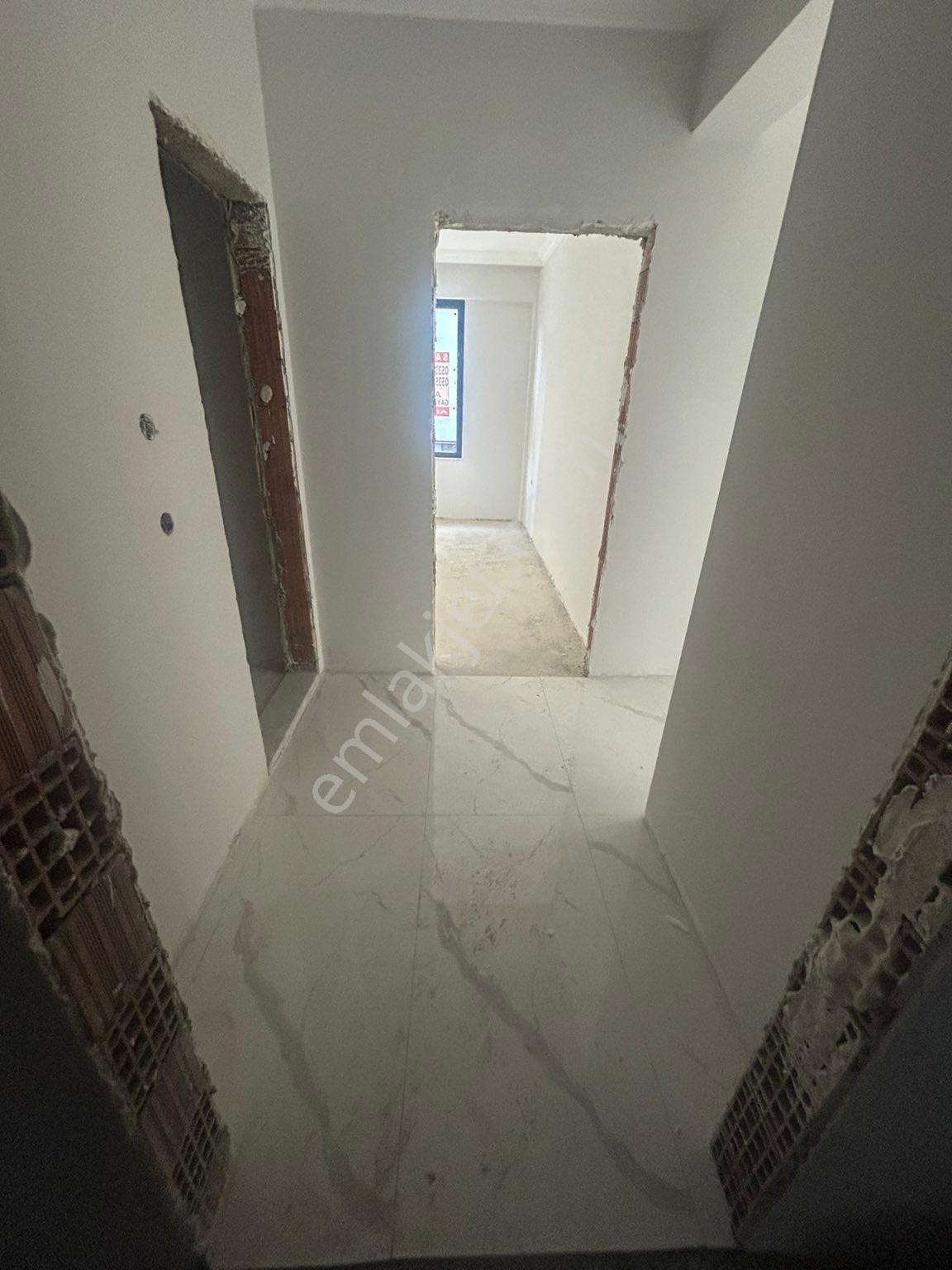 Asal Gayrimenkulden Yeni Binada Satılık 2+1 Daire