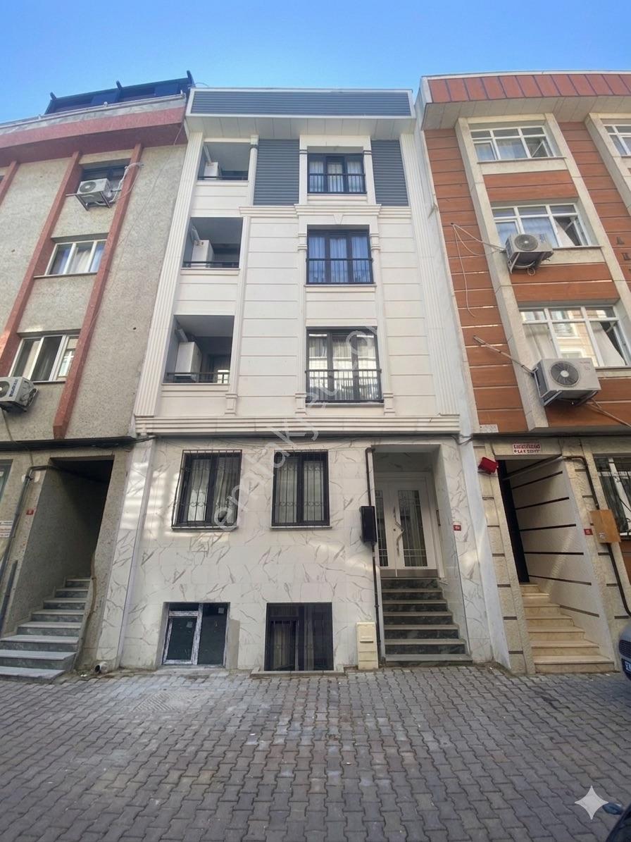 Vatan Mahallesi Yeni Bakımlı 2+1 Kiralık Daire