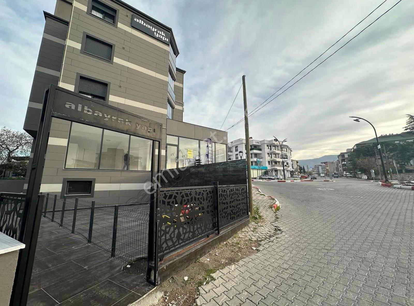 Mükemmel Konumda Yol Üzeri Takasa Açık Satılık Dükkan - Görsel 28