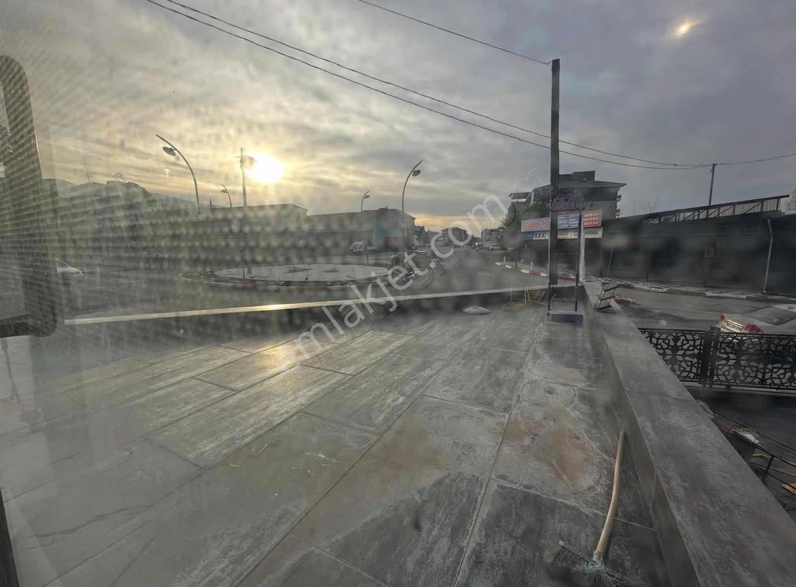 Mükemmel Konumda Yol Üzeri Takasa Açık Satılık Dükkan - Görsel 21