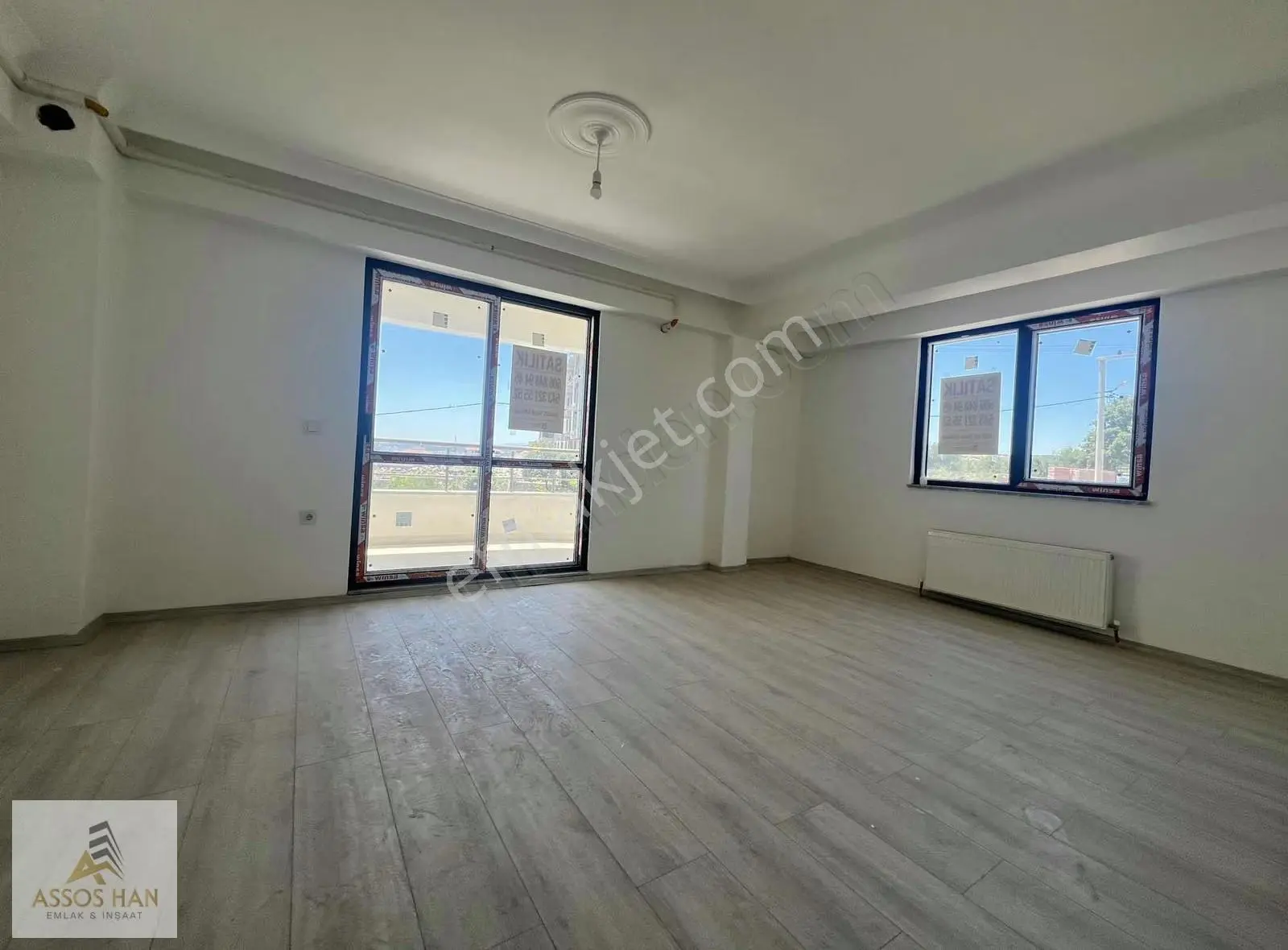 Ayvacık Tersa Cafe Ve Üniversite Üstünde Satılık 2+1 Daire - Görsel 2