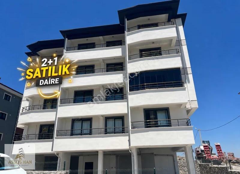 Ayvacık Tersa Cafe Ve Üniversite Üstünde Satılık 2+1 Daire