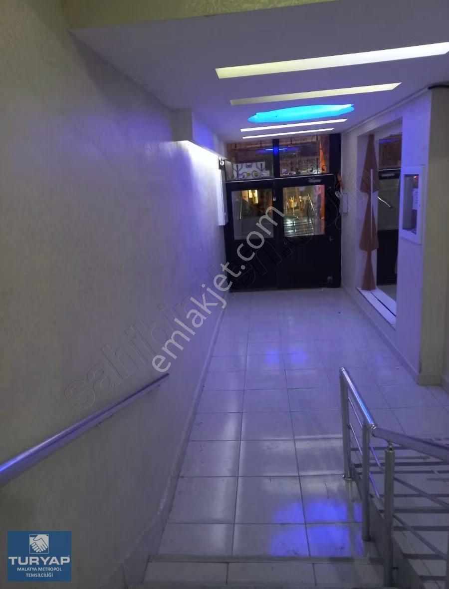 Turyap Metropol'den Üçgenpark Karşısında 3+1 Kiralık Daire - Görsel 18