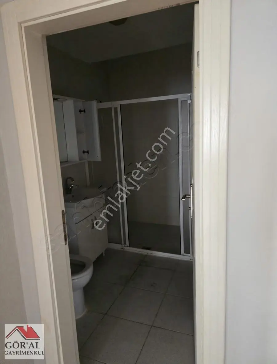 Göral Emlak 2+1 Balkonlu Arakat Konumun Da Polis Evi Yakını - Görsel 3