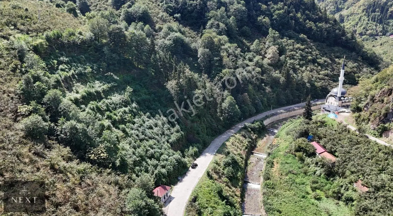 Yomra İkisu Köyünde Turizm İmarlı Arsa