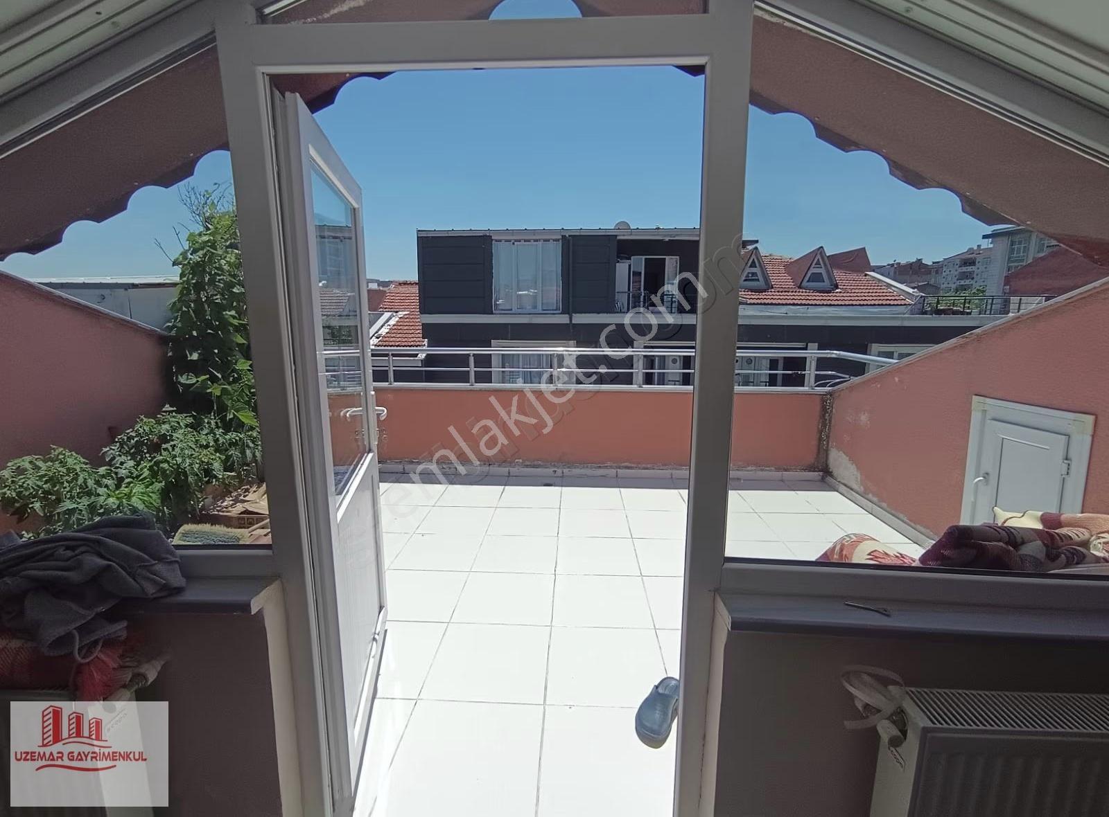 Uzemar'dan Bağcılar Göztepe Kiralık Daire Çatı Kat - Görsel 11