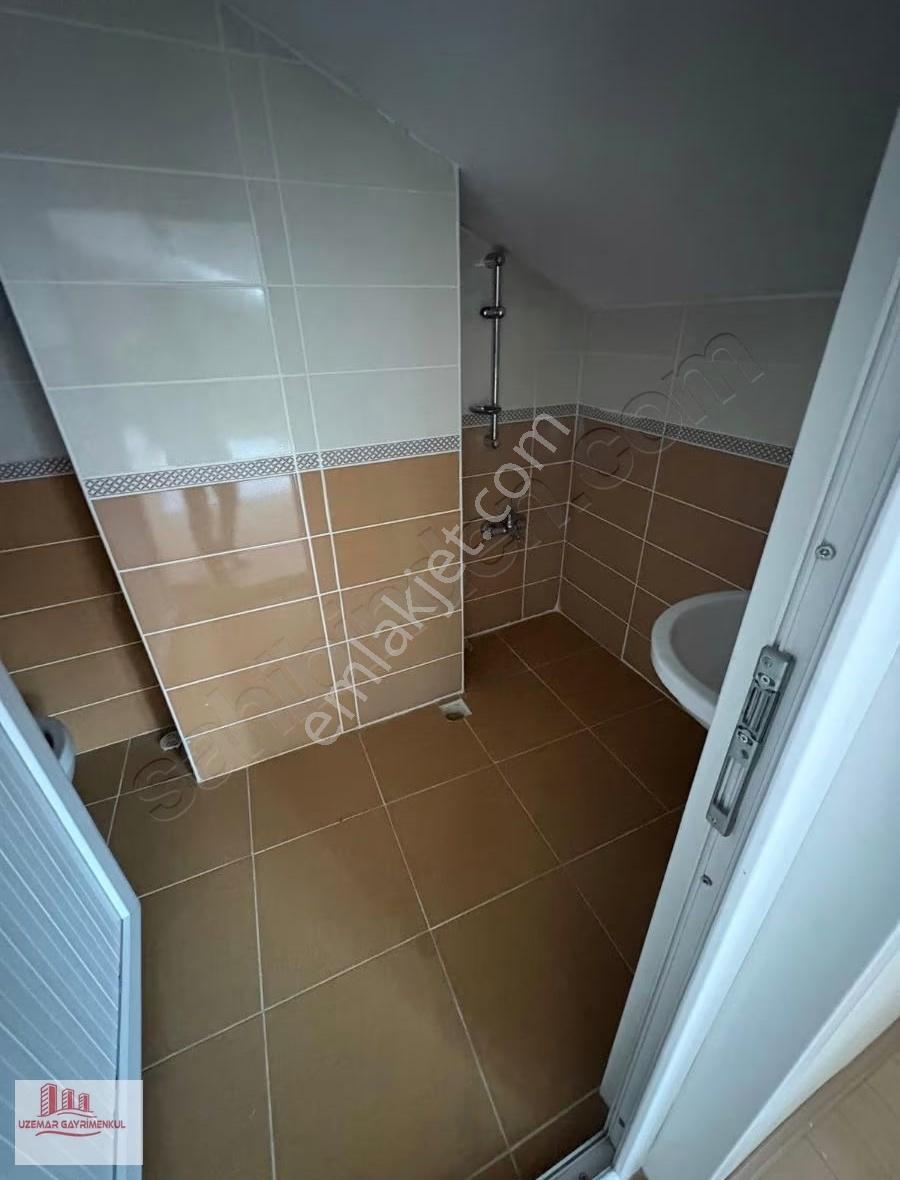 Uzemar'dan Bağcılar Göztepe Kiralık Daire Çatı Kat - Görsel 4