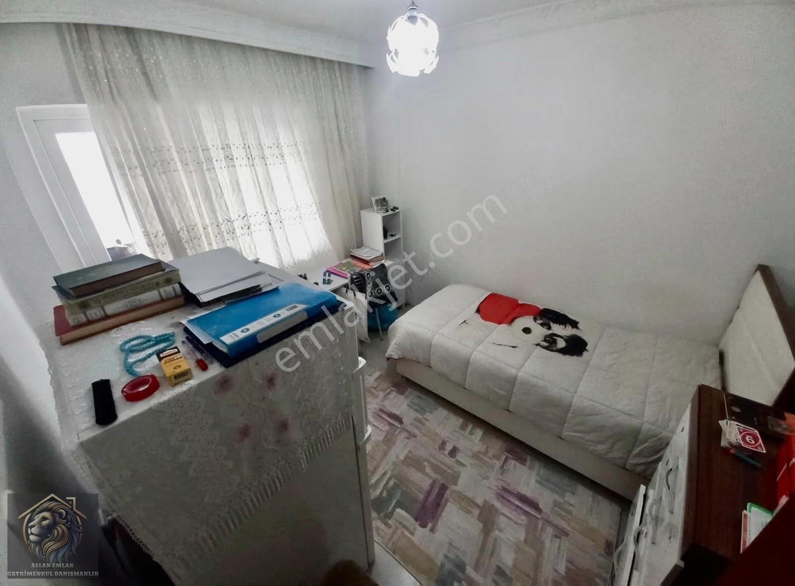 Akşemsettin Mah'de Ara Katta Ön Cephede Satılık Daire - Görsel 11